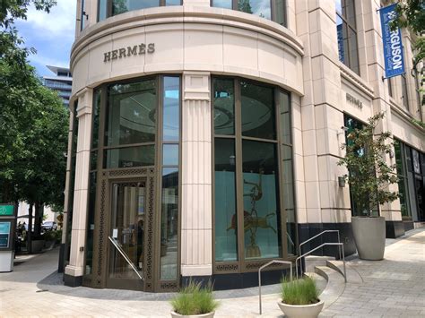 phipps plaza hermes.